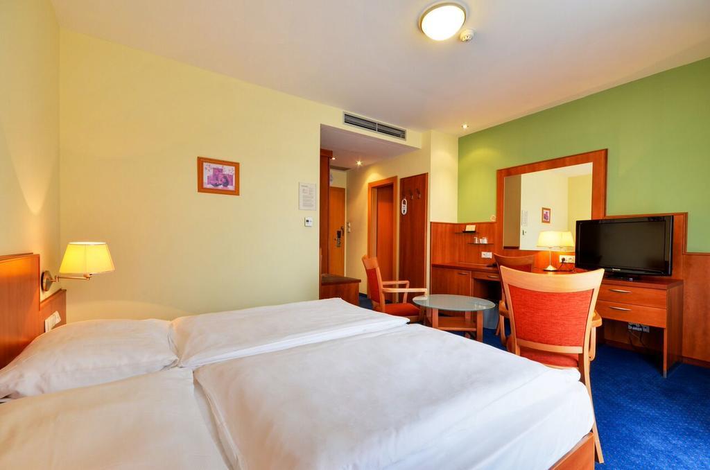 Hotel Filipinum Jablonné nad Orlicí Værelse billede